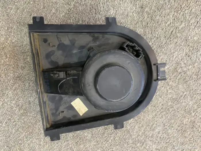 قطع همر h3 2006. وقطع بيتل 2004 7