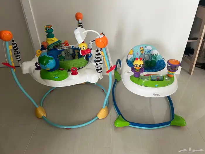 baby Einstein walker and jumperoo 0