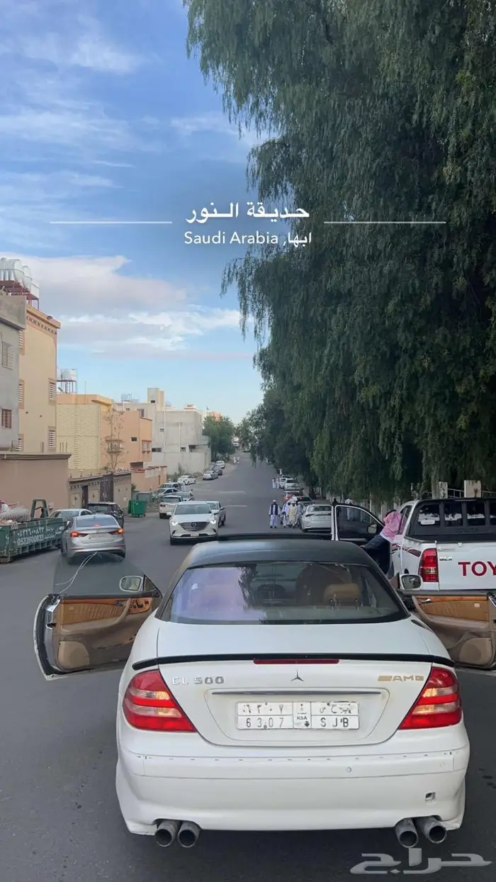للبيع مرسيدس فياقرا cl500 موديل 2002 8