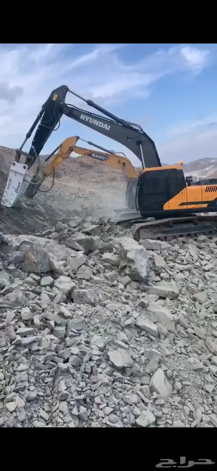 معدات ثقيلة للإيجار 1