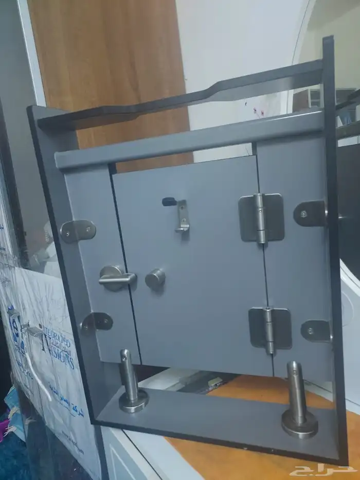 تركيب قواطع الحمامات ولاابواب فينو ليك جميع مناطق المكلمه 6