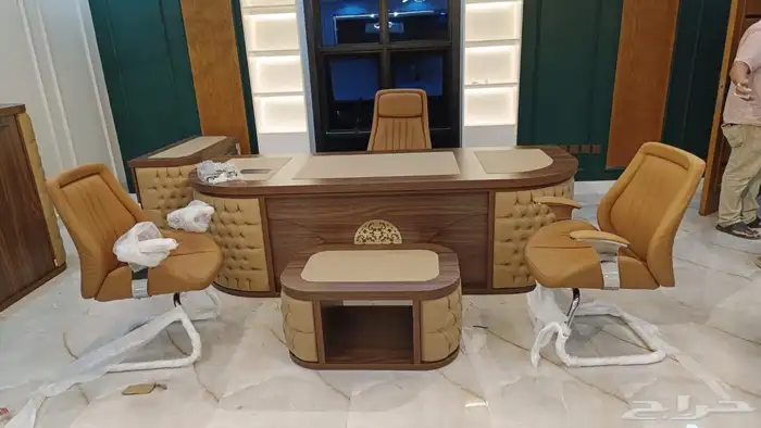 مكتب طقم كراسي طاولة اجتماع طقم كنب جلد و مكاتب مدير كامل 0