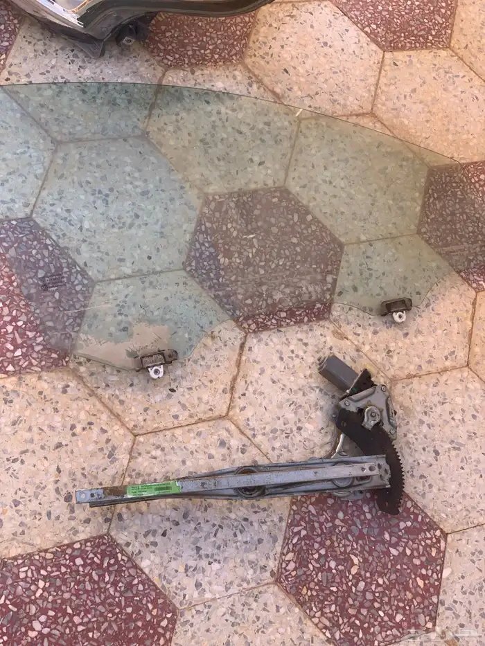 مكينة زجاج نافذة جامه او دينمو مع القزازة (صني2016) 0