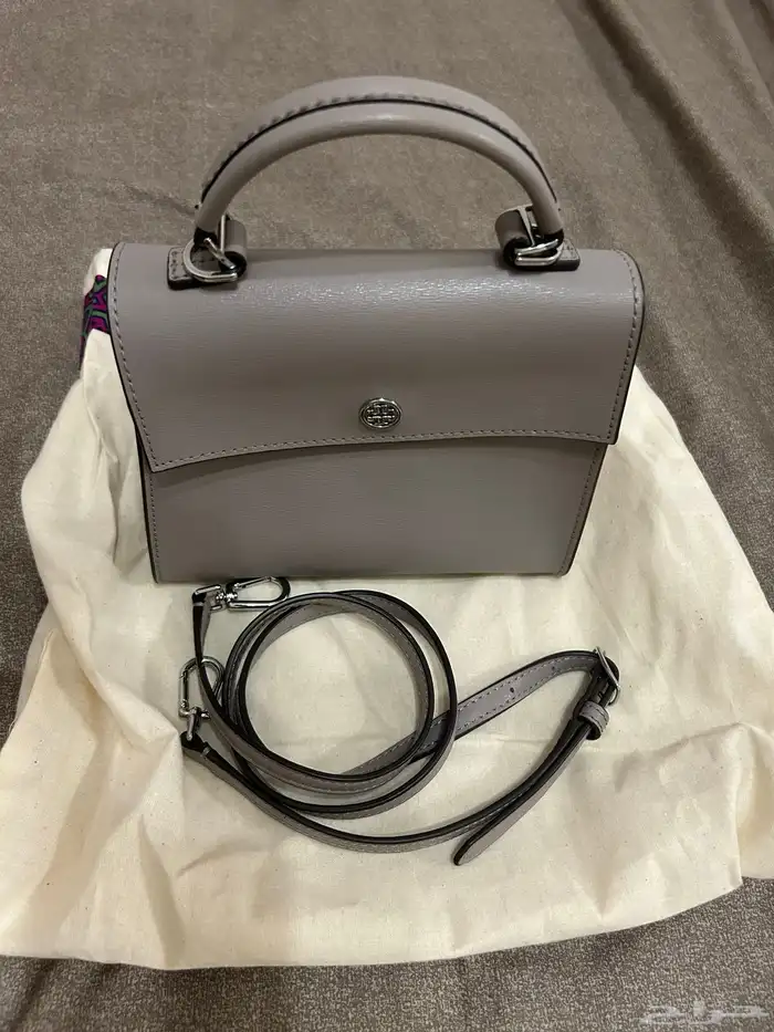 شنطة ماركة توري بورش. TORY BURCHشبه جديدةBAG 1