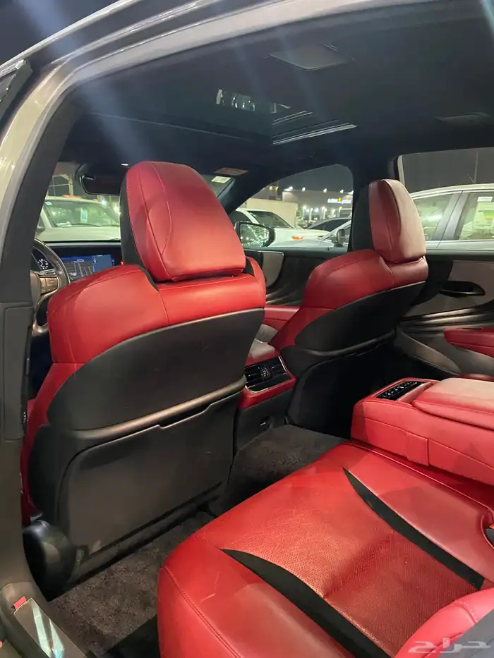 لكزس LS500 F 2019 سعودي 11