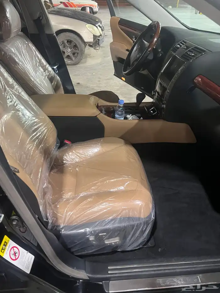 لكزس LS 460 مستورد من الإمارات 2