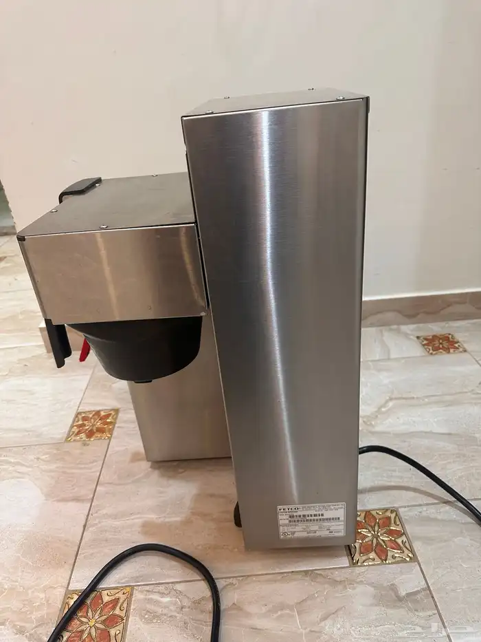 ماكينة قهوة اليوم فيتكو Fetco CBS 2131 XTS فتكو 1