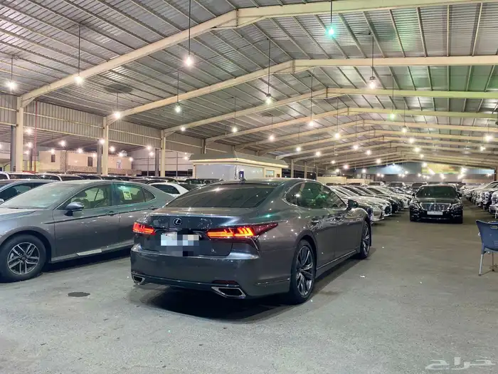 لكزس LS500 F 2019 سعودي 3