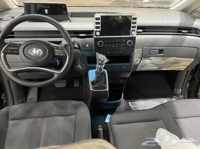 هونداي ستاريا سمارت بنزين موديل 2024 3