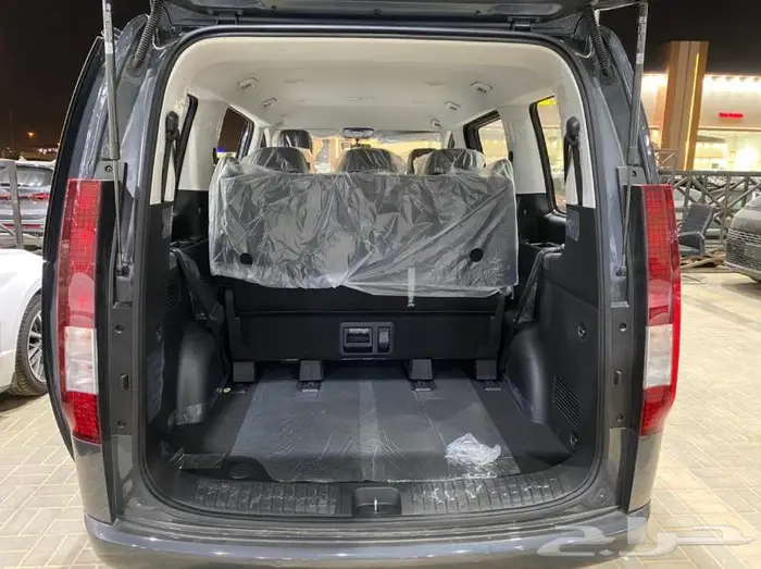 هونداي ستاريا سمارت بنزين موديل 2024 7