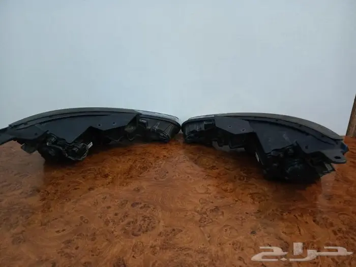 شمعات النترا ليد اصطب عاكس اصلي مستعمل 2019 2