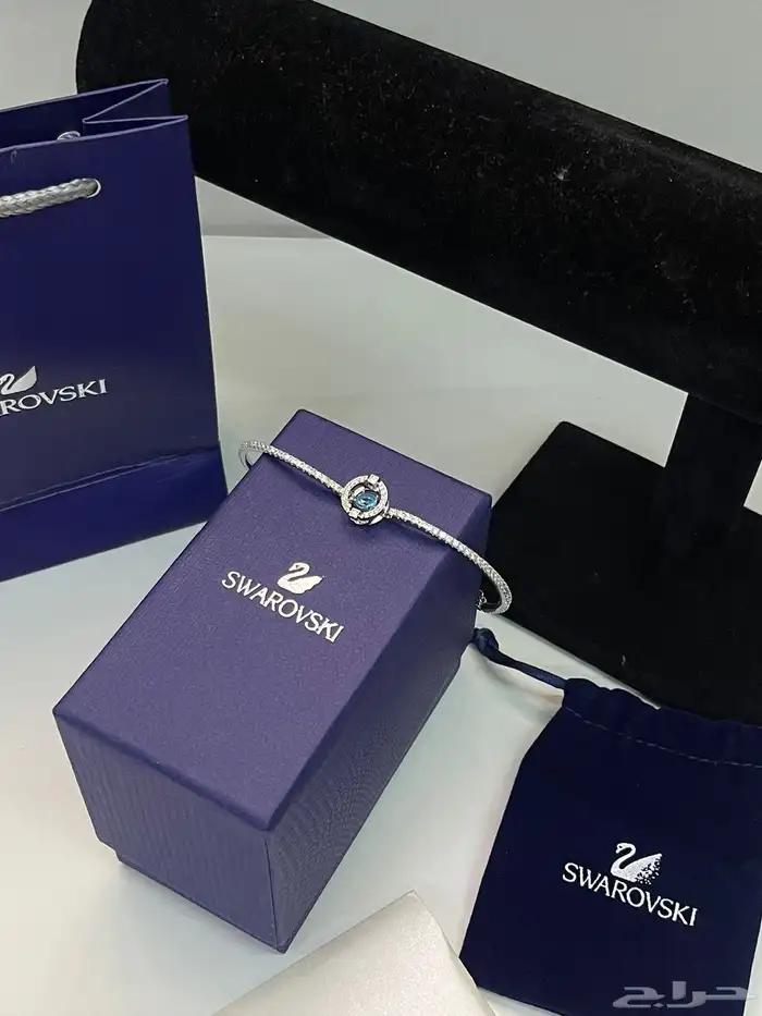 سوارة يد نسائي ماركة فسكي 17