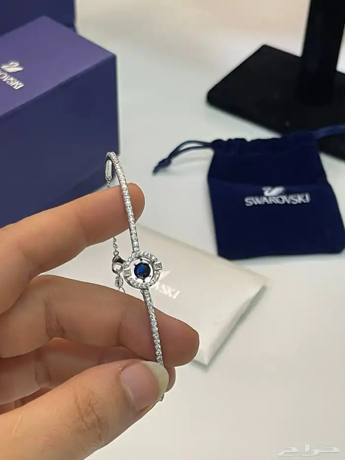 سوارة يد نسائي ماركة فسكي 8