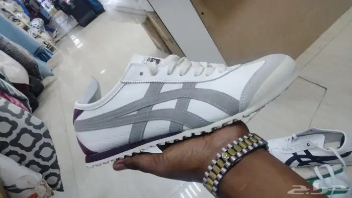 شوزات هاي كواليتي 13