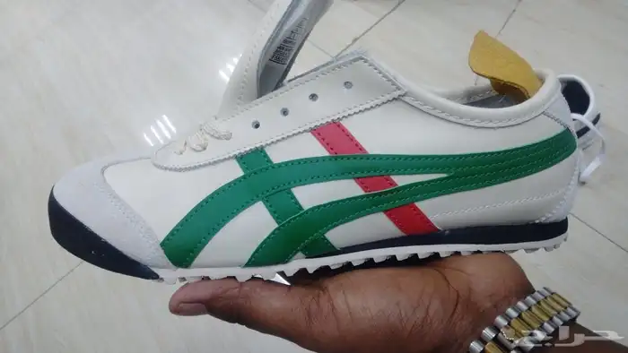 شوزات هاي كواليتي 14