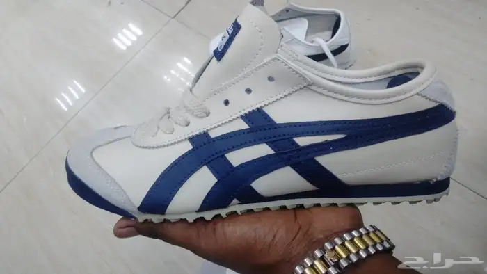 شوزات هاي كواليتي 10