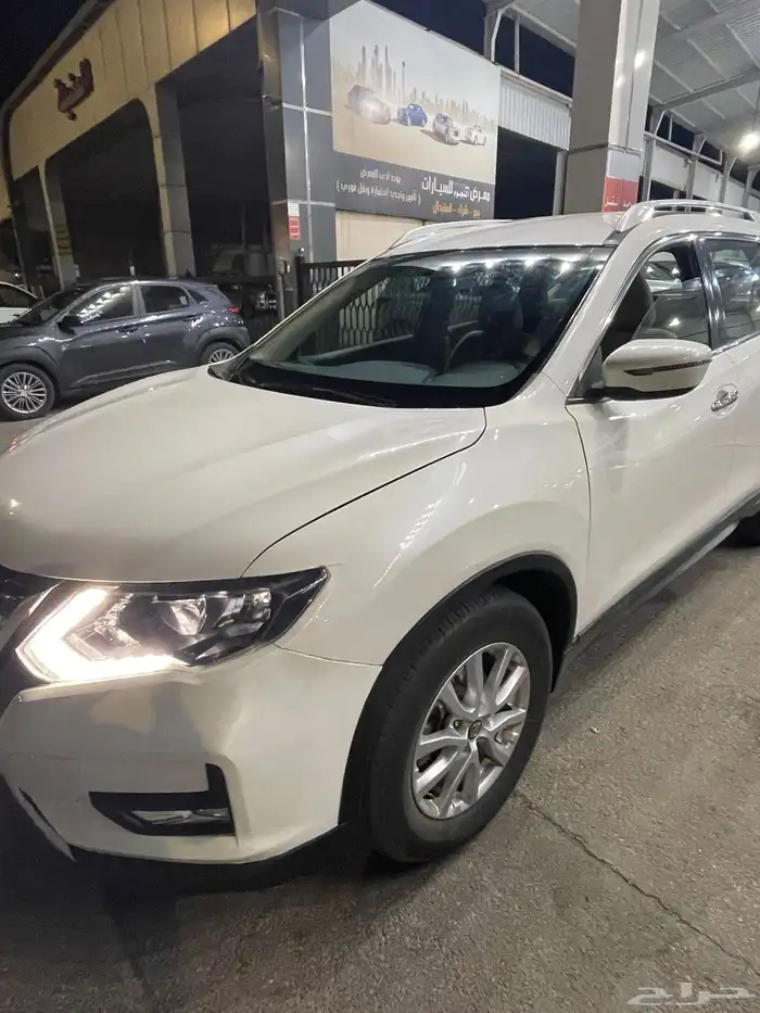 اكس تريل تم البيع 6