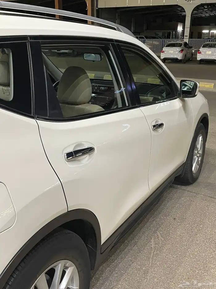 اكس تريل تم البيع 3