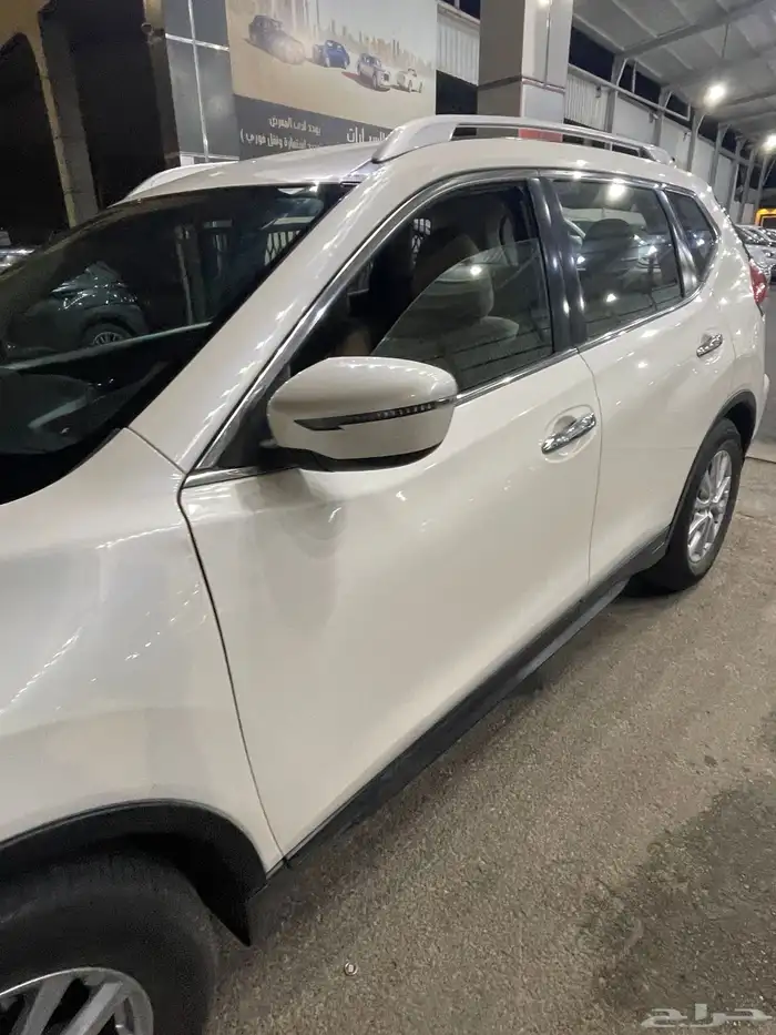 اكس تريل تم البيع 5