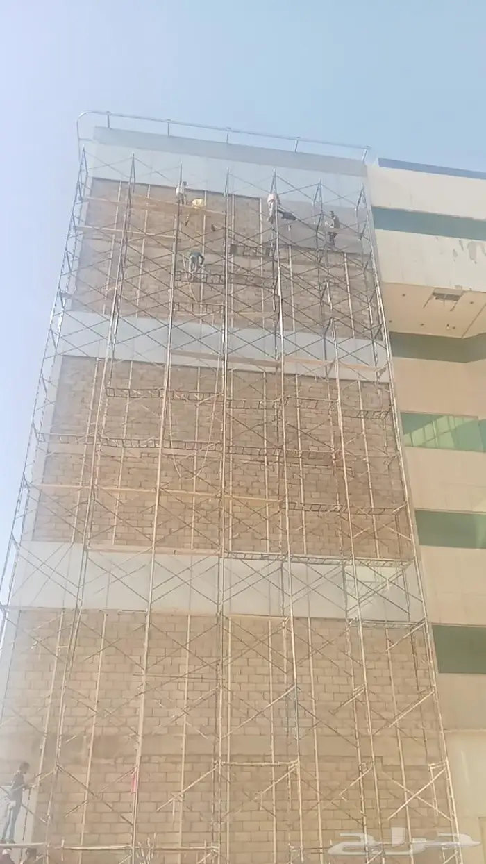 مقاولات عامه وتجديد محلات اعمال وجهات كلادينج وحروف 9