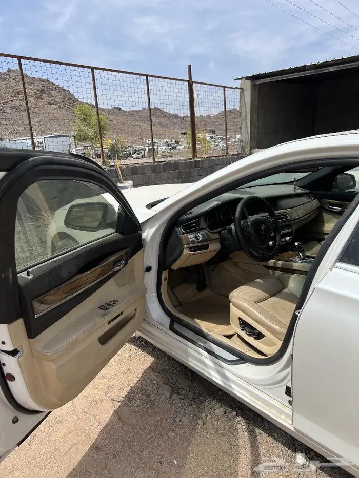 قطع غيار BMW الفئة السابعه 2