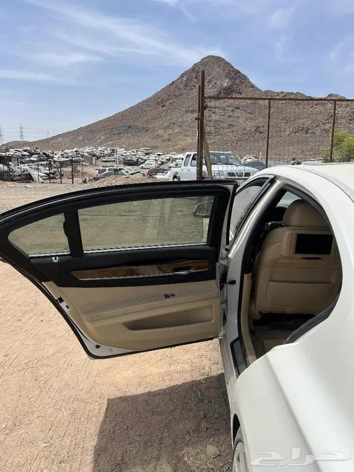 قطع غيار BMW الفئة السابعه 3