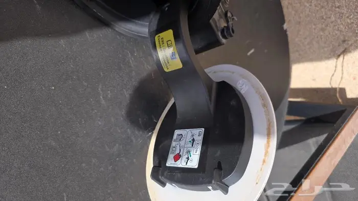 غطاء تانكي بنزين فورد اكسبلورر 1