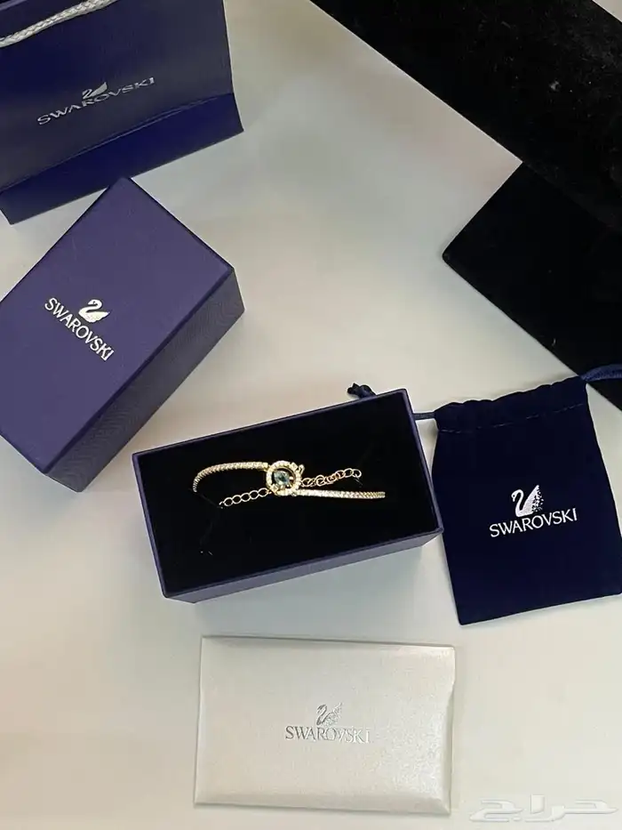 سوارة يد نسائي ماركة فسكي 1