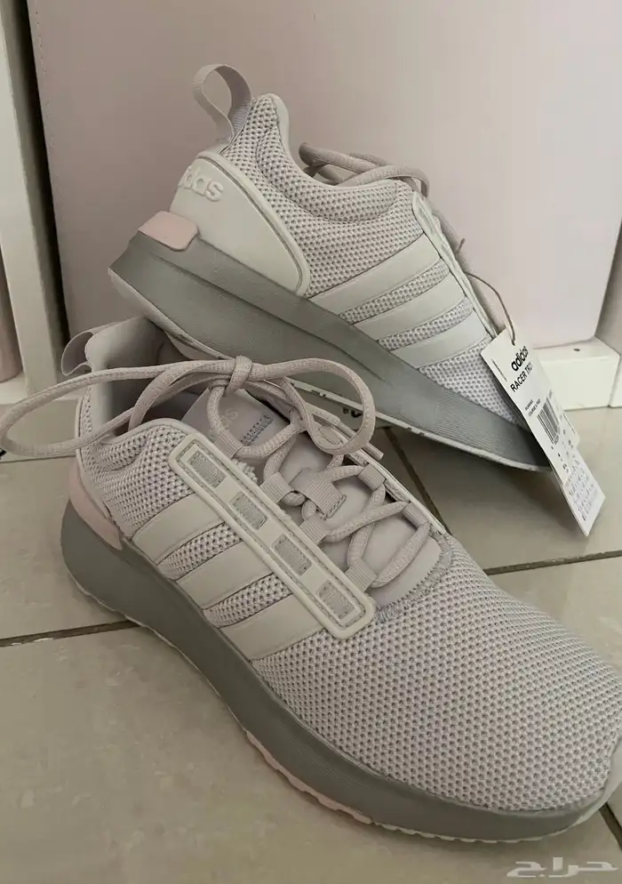 adidas racer TR21 حذاء اديداس نسائي جديد 1