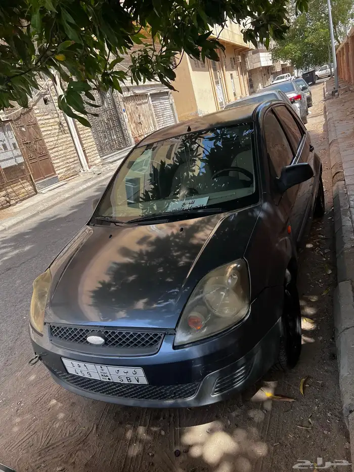 فورد فيجو ومعاها لوحه مميزه بيع او بدل 6