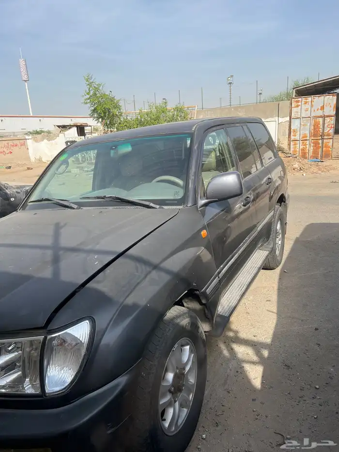 لاندكروزر 2004 محركات بلد واكسسوارات وعداد كلها مشاءالله 4