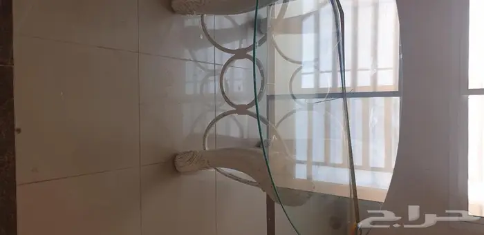 طاولة طعام 1