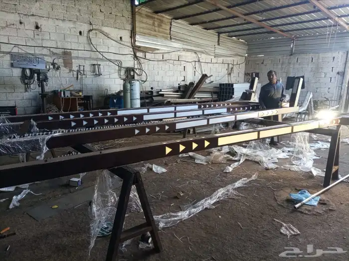 اعمدة انارة وأعمدة ديكوريه وقواعد خرسانيه 11