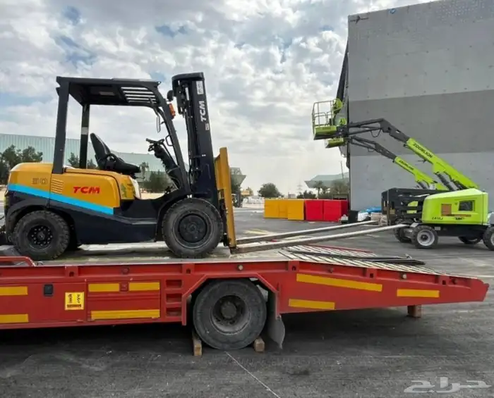 تأجير رافعه شوكيه سكينه فوركلفت للايجار سيزرلف مان لفت كرين 0