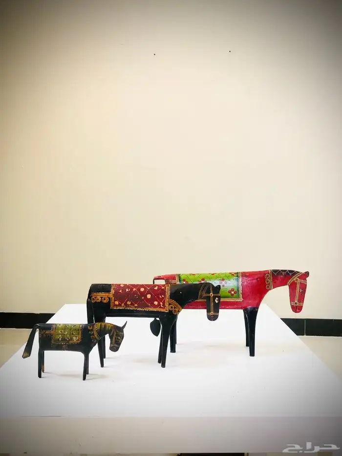 ثلاث مجسمات خيول مصنوعة من المعدن انتيك 1970 0