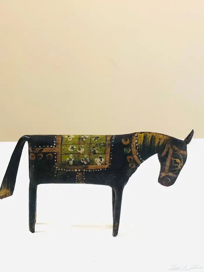 ثلاث مجسمات خيول مصنوعة من المعدن انتيك 1970 12