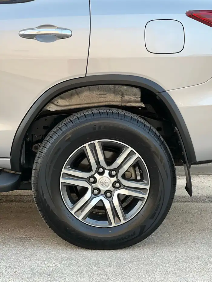 (( تم البيع )) فورتشنر 2018 دبل ممشى 72 الف كم فقط 20