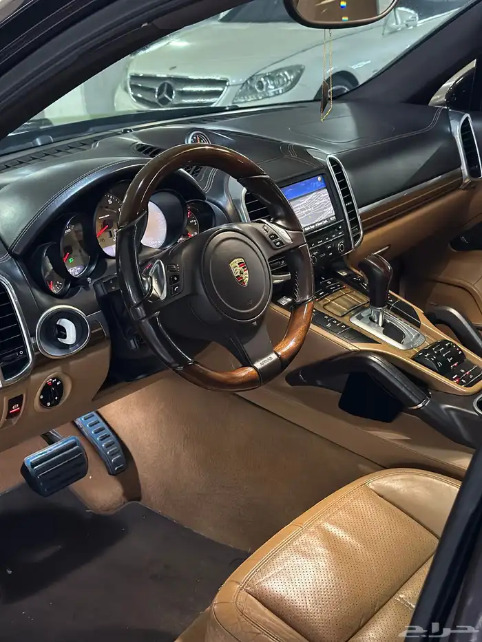 بورش كايين اس 2012 مع لوحة شبه مميزه 10