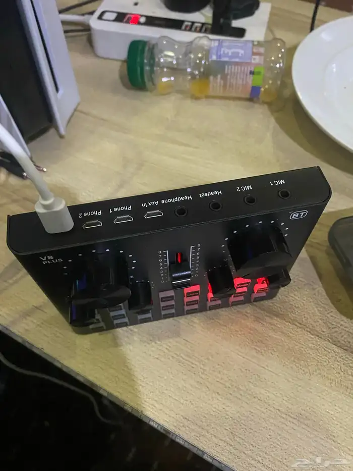 مكسر للبيع 8v 0