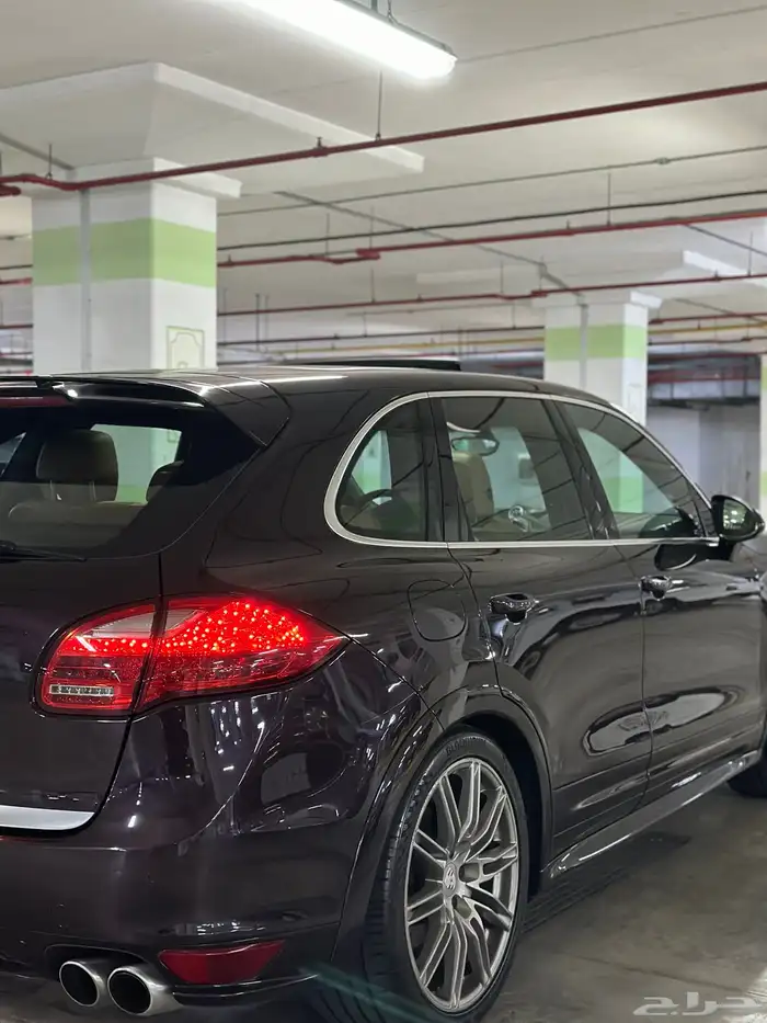 بورش كايين اس 2012 مع لوحة شبه مميزه 0