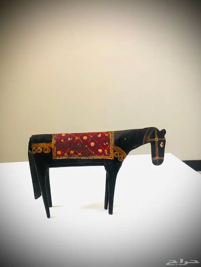 ثلاث مجسمات خيول مصنوعة من المعدن انتيك 1970 8