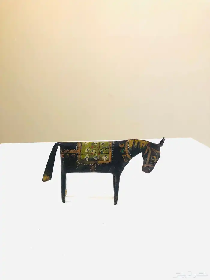 ثلاث مجسمات خيول مصنوعة من المعدن انتيك 1970 11