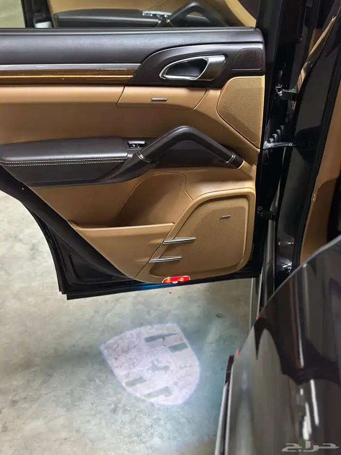 بورش كايين اس 2012 مع لوحة شبه مميزه 16