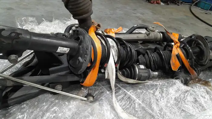 عفشيه يارس يركب من 2006 -2013 مستورد اصلي وكاله 1