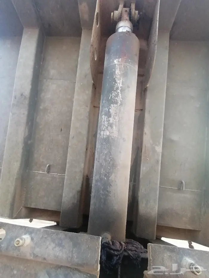 صندوق قلاب نظيف للبيع 11