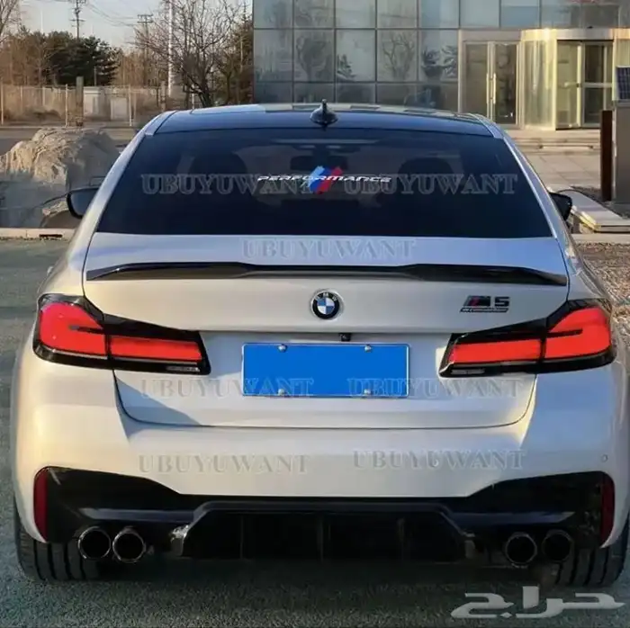 قطع bmw جناح وكاربون 1