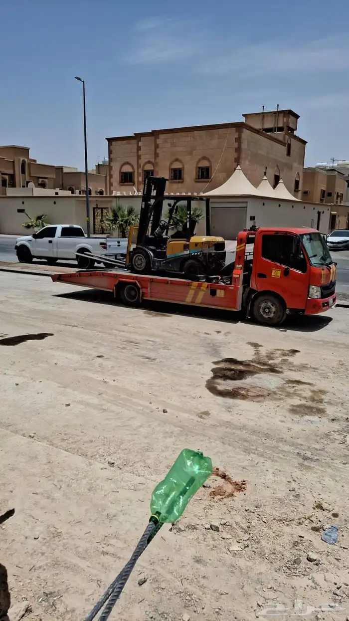 تأجير رافعه شوكيه سكينه فوركلفت للايجار سيزرلف مان لفت كرين 2