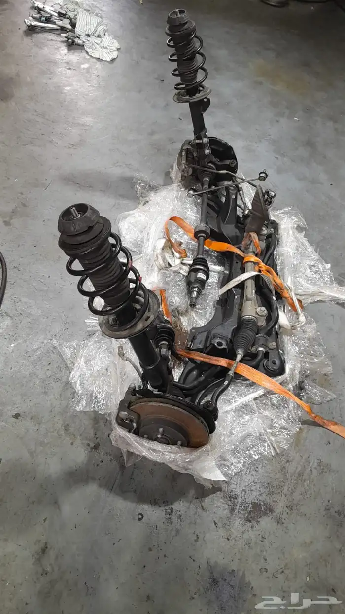 عفشيه يارس يركب من 2006 -2013 مستورد اصلي وكاله 4