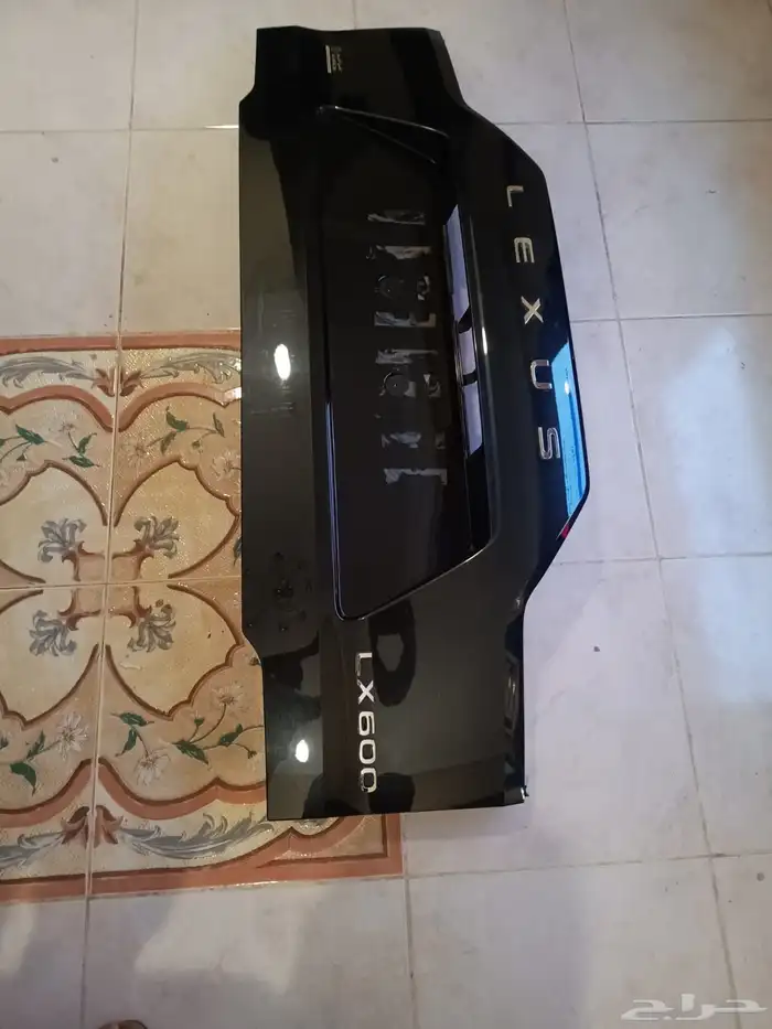 قاعده لوحه خلفيه لكزس lx600 0