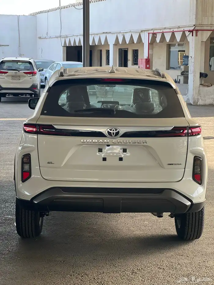 أوربان كروزر 2025 2